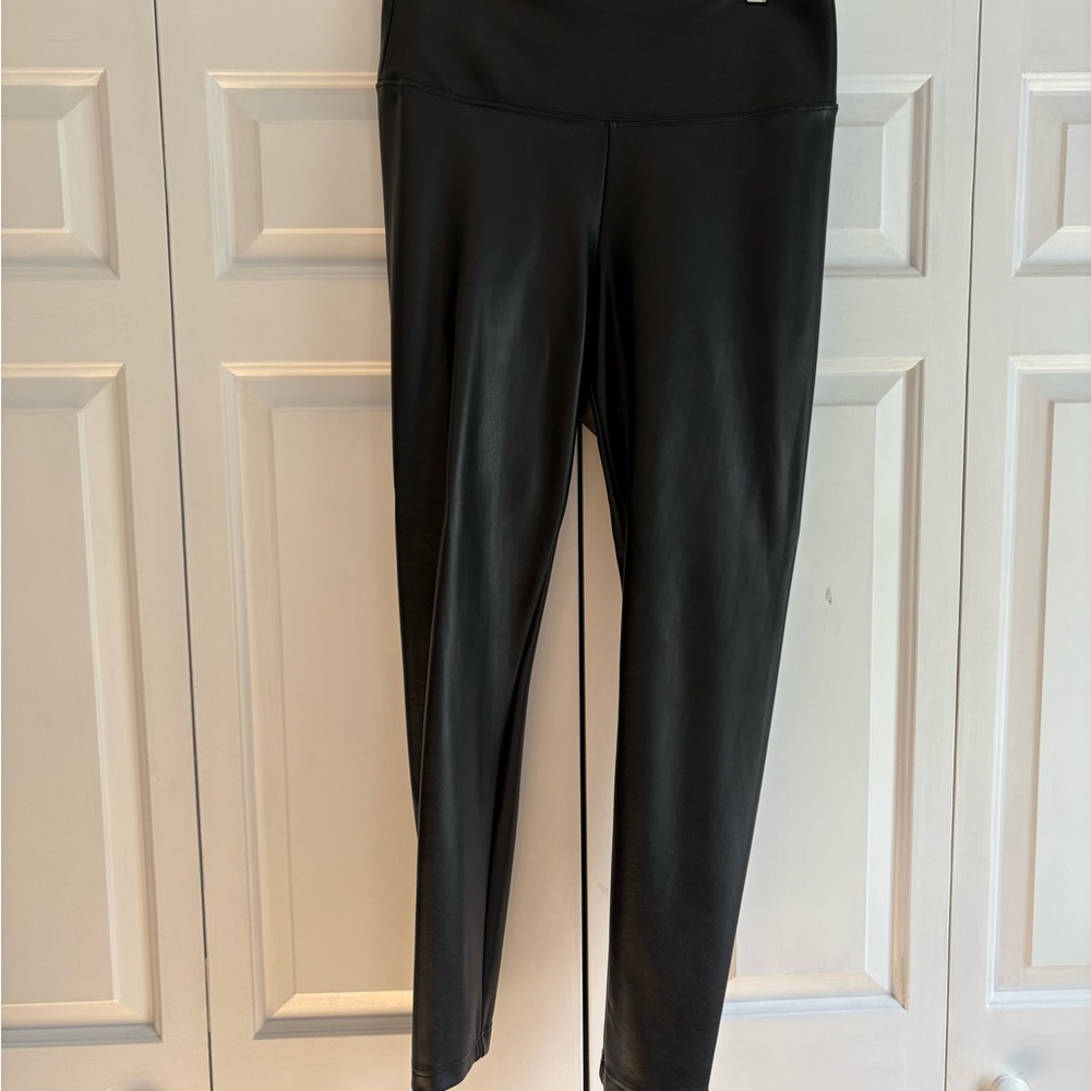 White House Black Market Black Runway Leggings